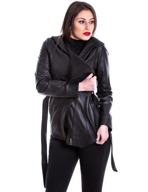 giubbotto da donna in vera pelle nero con cappuccio